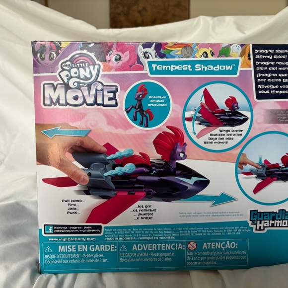SALE!! Tempest Shadow with Sky Skiff Interactive Set My Little Pony Collectible - Picture 4 of 15
